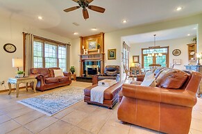Spacious Greenbrier Vacation Rental on ~ 4 Acres!