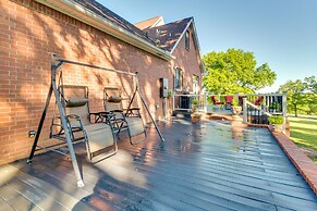 Spacious Greenbrier Vacation Rental on ~ 4 Acres!