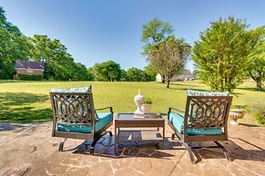 Spacious Greenbrier Vacation Rental on ~ 4 Acres!