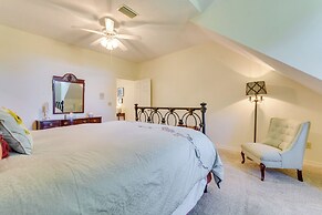 Spacious Greenbrier Vacation Rental on ~ 4 Acres!
