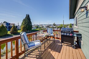 Waterfront Birch Bay Rental - Walk to Beach!