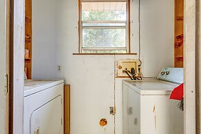 Peaceful Alabama Vacation Rental w/ Large Deck