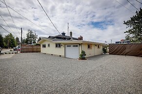 Birch Bay Vacation Home, Close to Beachfront Parks