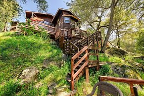 California Hot Springs Creekside Treehouse Cabin