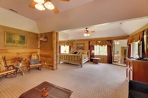 Fraziers Bottom Cabin on 800 Acres of Land w/ Lake