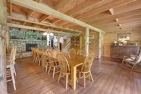 Fraziers Bottom Cabin on 800 Acres of Land w/ Lake