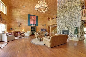 Fraziers Bottom Cabin on 800 Acres of Land w/ Lake