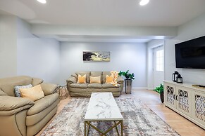 Cozy Herndon Home Near Wineries!