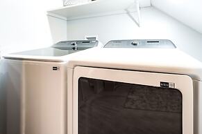 Cozy Herndon Home Near Wineries!