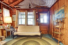 Southold Cottage w/ Patio & Grill - Walk to Beach!