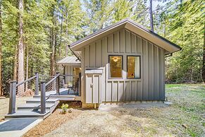 Peaceful Mendocino Cottage Surrounded By Redwoods
