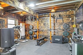 Family-friendly Seward Home w/ Sauna & Pool!