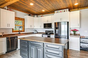 Family-friendly Seward Home w/ Sauna & Pool!