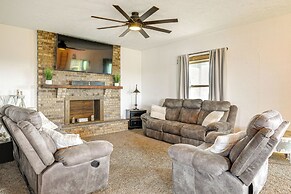 Family-friendly Seward Home w/ Sauna & Pool!