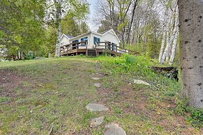 Beachy Palms Cottage on Lake Huron w/ Hot Tub!