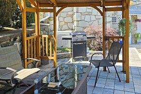 Quakertown Vacation Rental: Close to Hiking Trails