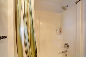 Waterfront Luna Pier Home 14 Mi to Downtown Toledo