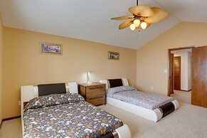 Waterfront Luna Pier Home 14 Mi to Downtown Toledo