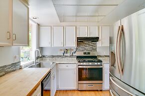 Vancouver Vacation Rental ~ 16 Mi to Portland!