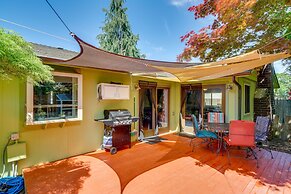 Vancouver Vacation Rental ~ 16 Mi to Portland!