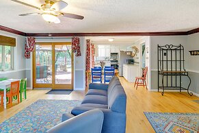 Vancouver Vacation Rental ~ 16 Mi to Portland!