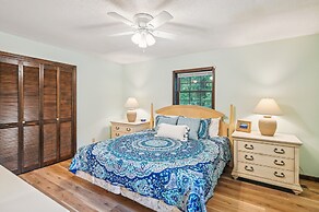 5 Mi to Boardwalk: Myrtle Beach Home Near Golfing