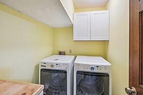 5 Mi to Boardwalk: Myrtle Beach Home Near Golfing