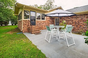 5 Mi to Boardwalk: Myrtle Beach Home Near Golfing