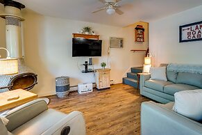 Washington Vacation Rental w/ Lake Access & Grill!