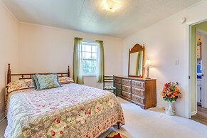 Delaware Vacation Rental: Walk to Lake Dardanelle!