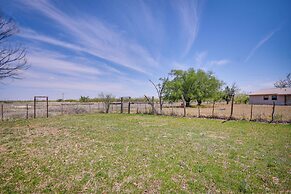 Stargaze, Hike & Kayak: Cabin Near Copper Breaks!