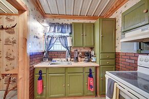 Stargaze, Hike & Kayak: Cabin Near Copper Breaks!