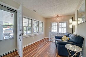 Walk to Water: Coastal-chic Home Near Myrtle Beach