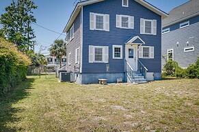 Walk to Water: Coastal-chic Home Near Myrtle Beach