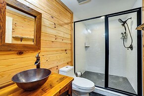 3 Mi to Lake Harney: Home on 6 Acres w/ Fire Pit