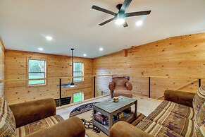 3 Mi to Lake Harney: Home on 6 Acres w/ Fire Pit