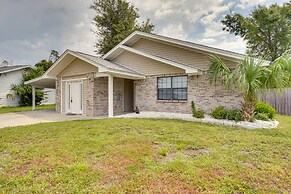 Bright Lynn Haven Home w/ Screened Porch & Yard!
