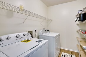 Bright Lynn Haven Home w/ Screened Porch & Yard!