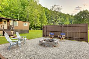 Fire Pit & Fall Foliage Views: Kentucky Mtn Home!