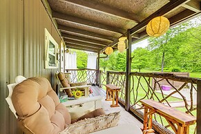 Fire Pit & Fall Foliage Views: Kentucky Mtn Home!