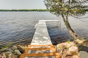 Lakefront Pearson Cottage w/ Swim Dock + Kayaks!