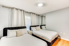 2 Mi to Lochmor Course: Pet-friendly Home, Hot Tub