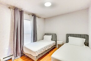 2 Mi to Lochmor Course: Pet-friendly Home, Hot Tub