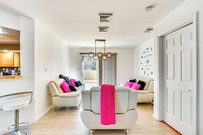 2 Mi to Lochmor Course: Pet-friendly Home, Hot Tub