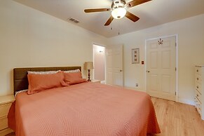 Muenster Vacation Rental - Close to Wineries!