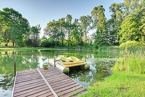 Magical Metamora Cottage w/ Fire Pit, Pond, Deck!