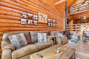 Magical Metamora Cottage w/ Fire Pit, Pond, Deck!