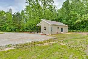 Cozy Mount Vernon Cabin Rental Near Fishing Lakes!