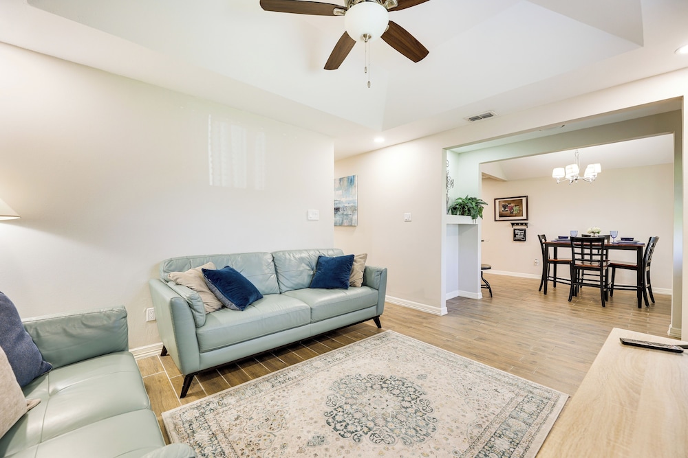 San Juan Home w/ Spacious Backyard Near Border!