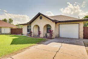 San Juan Home w/ Spacious Backyard Near Border!